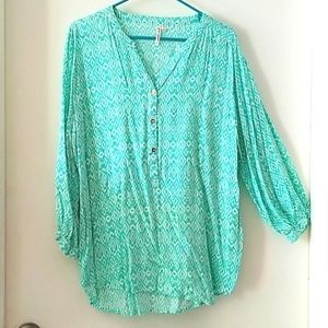 Grand & Greene V-Neck Green & White Long Sleeve Shirt
